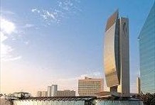 Bateaux Dubai Afternoon Tea